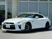 2017 NISSAN GT-R