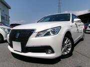 2013 TOYOTA CROWN HYBRID