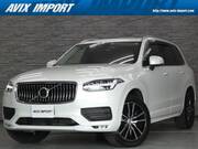 2022 VOLVO XC90