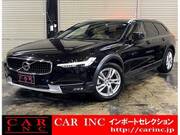 2019 VOLVO V90