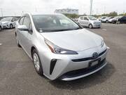 2020 TOYOTA PRIUS S