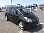 2010 TOYOTA RACTIS