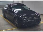 2011 NISSAN SKYLINE
