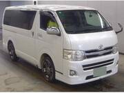 2011 TOYOTA HIACE VAN SUPER GL