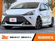 2015 TOYOTA AQUA