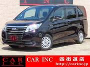 2015 TOYOTA NOAH