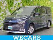 2022 TOYOTA VOXY