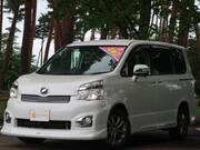 2013 TOYOTA VOXY