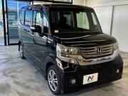 2015 HONDA N-BOX CUSTOM