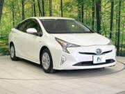 2016 TOYOTA PRIUS S