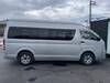 TOYOTA HIACE COMMUTER