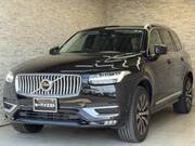 2022 VOLVO XC90