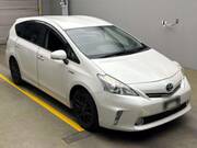 2013 TOYOTA PRIUS ALPHA