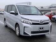 2020 TOYOTA VOXY X