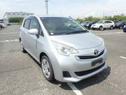 2016 TOYOTA RACTIS X