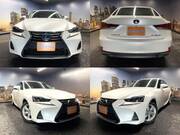 2017 LEXUS IS