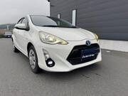 2016 TOYOTA AQUA S