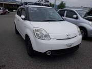 2005 MAZDA VERISA