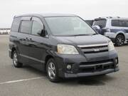 2005 TOYOTA NOAH S