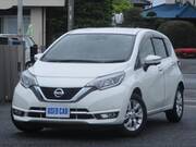 2017 NISSAN NOTE