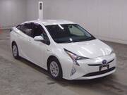 2018 TOYOTA PRIUS