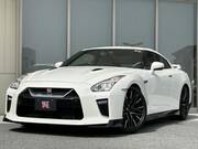 2019 NISSAN GT-R
