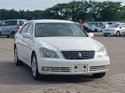 2005 TOYOTA CROWN