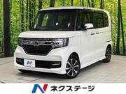 2017 HONDA N-BOX CUSTOM