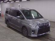 2015 TOYOTA VOXY