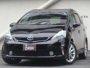 2011 TOYOTA PRIUS ALPHA