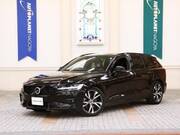 2021 VOLVO V60