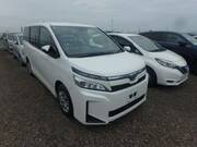 2018 TOYOTA VOXY X
