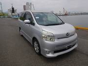 2010 TOYOTA VOXY ZS KIRAMEKI II