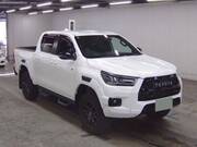 2022 TOYOTA HILUX