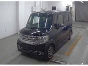 2016 HONDA N-BOX CUSTOM