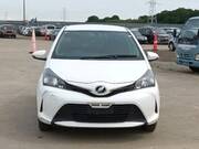 2015 TOYOTA VITZ F