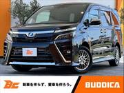 2019 TOYOTA VOXY