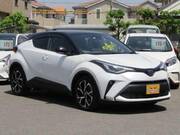 2022 TOYOTA C-HR