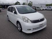 2005 TOYOTA ISIS PLATANA