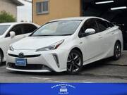 2020 TOYOTA PRIUS