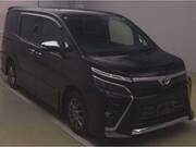 2020 TOYOTA VOXY