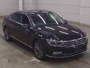 2022 VOLKSWAGEN PASSAT