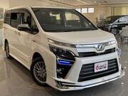 2018 TOYOTA VOXY