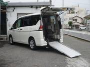 2017 NISSAN SERENA