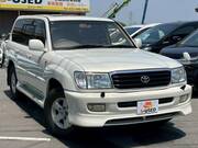 2002 TOYOTA LAND CRUISER