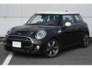 2019 BMW MINI