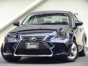 2017 LEXUS IS