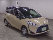 2019 TOYOTA SIENTA