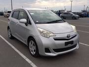 2013 TOYOTA RACTIS G