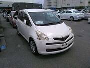 2010 TOYOTA RACTIS X